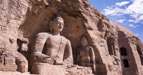 ¡Sumérgete en la Historia con las Grutas de Yungang, un Tesoro Esculpido en Piedra!