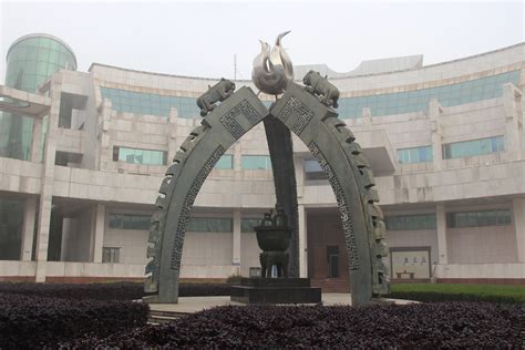 ¿Listo para sumergirte en la historia de Nanchang? ¡Descubre el Museo Provincial de Jiangxi!