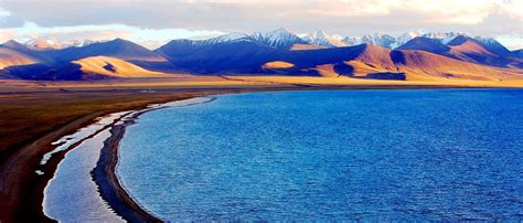 ¿Has oído hablar del misterioso Lago Namtso y su belleza espiritual?